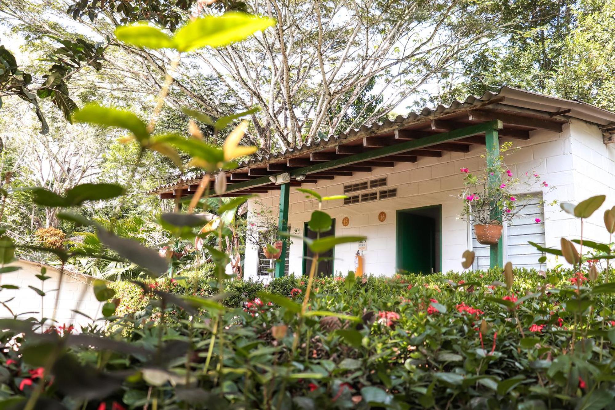 Los Colores Ecoparque Doradal Eksteriør bilde